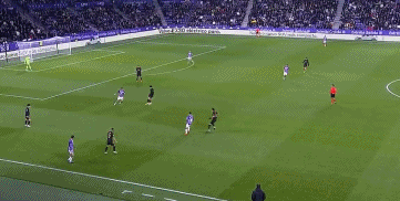 ⚽西甲战报：图哈米一击致命，拉塔萨染红，十人巴拉多利德1-0瓦伦西亚